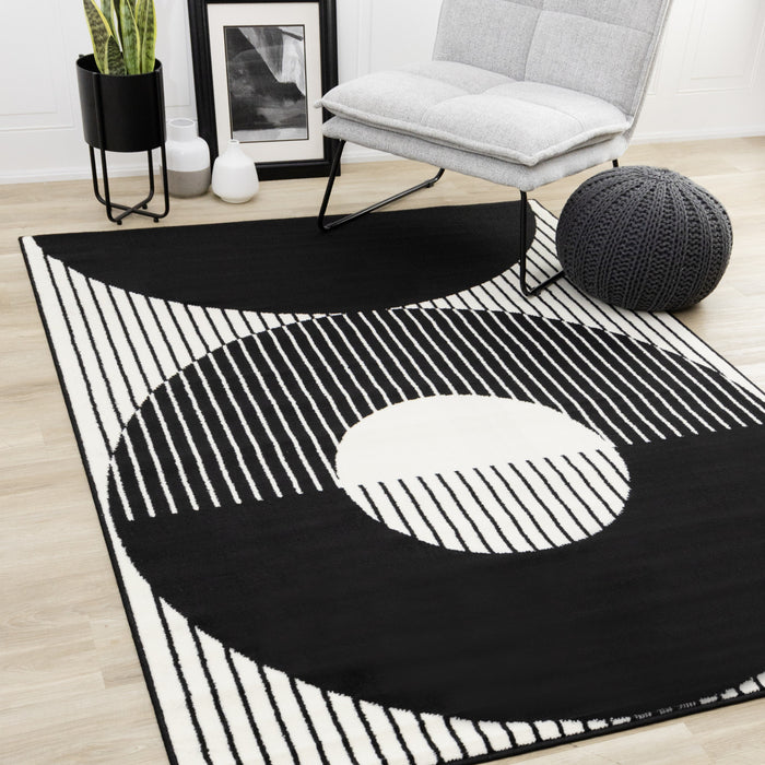 Forte Black White Stripes Contrasting Modern Area Rug - 5'3\" x 7'5\"