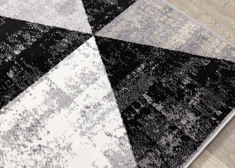 Covington Distressed Triangles Area Rug - 2'0\" x 3'11\"