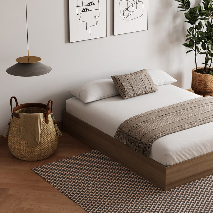 Nordika Milano Platform Queen Bed - Brown Oak