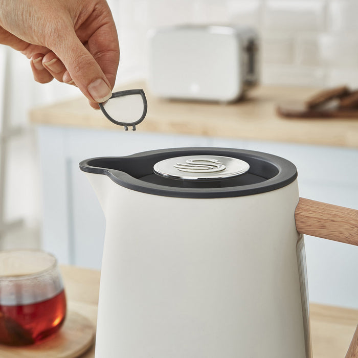 Salton Swan Nordic 1.7 L Cordless Kettle - SK14610WHTN