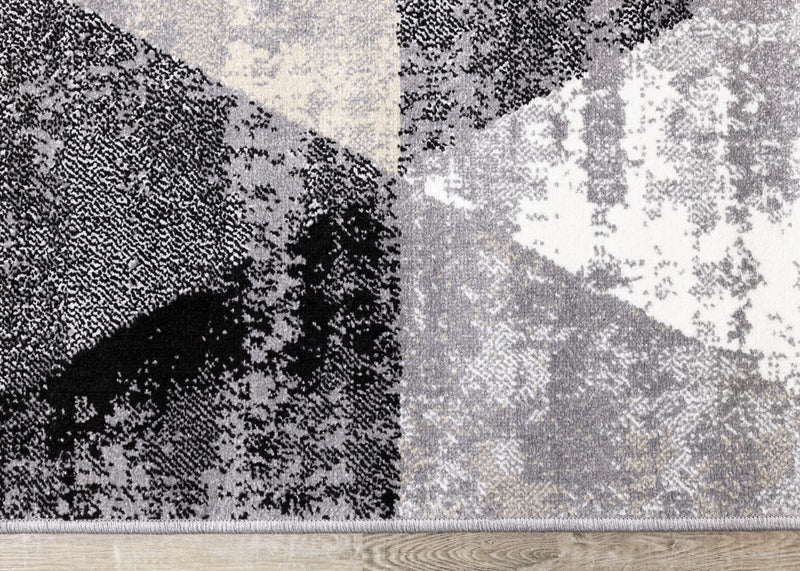 Covington Distressed Triangles Area Rug - 2'0\" x 3'11\"