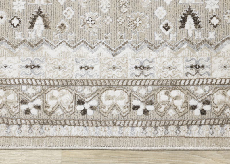 London Traditional Area Rug - 5'3\" x 7'7\"