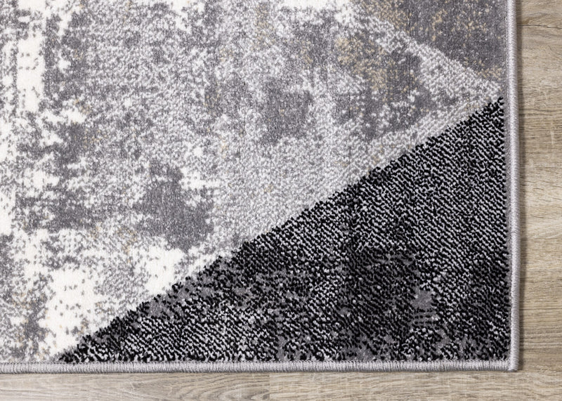 Covington Distressed Triangles Area Rug - 2'0\" x 3'11\"