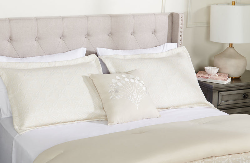 Argentina 4-Piece Full/Queen Comforter Set - White