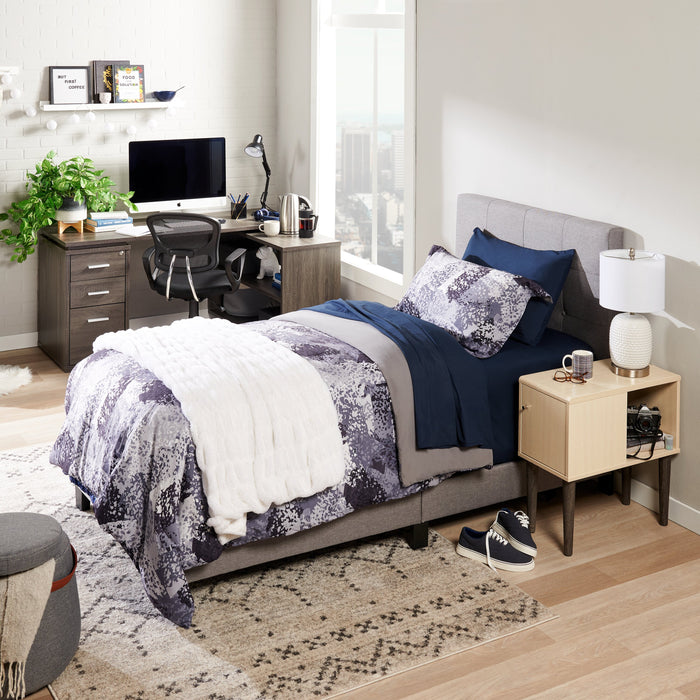 Astros Area Rug - 5'3\" x 7'7\"