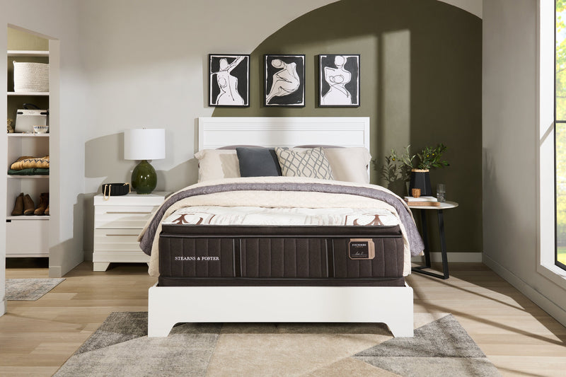Stearns & Foster Founders Collection Crystal Palace Pillowtop Queen Mattress