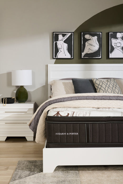 Stearns & Foster Founders Collection Crystal Palace Pillowtop Queen Mattress