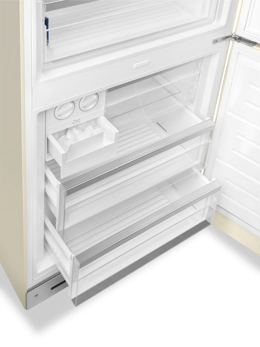 Smeg 18 Cu. Ft. Retro Bottom-Freezer Refrigerator - FAB38URCR