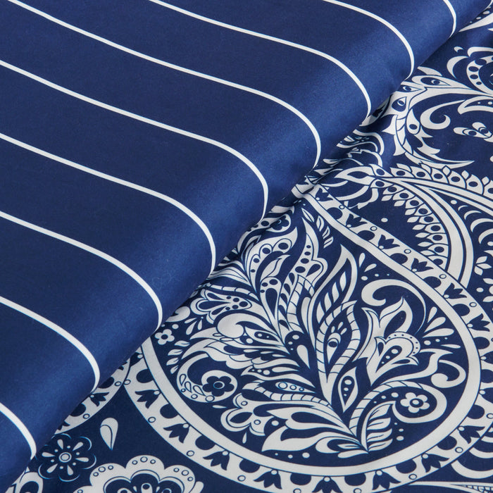 Lochlan 3-Piece King Comforter Set - Navy and White