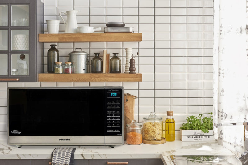 Panasonic 1.6 Cu. Ft. 1,200 W Countertop Microwave with Cyclonic Inverter - NNST785SC