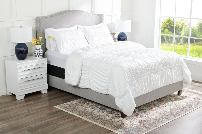Rhodes 3-Piece Full/Queen Comforter Set - White
