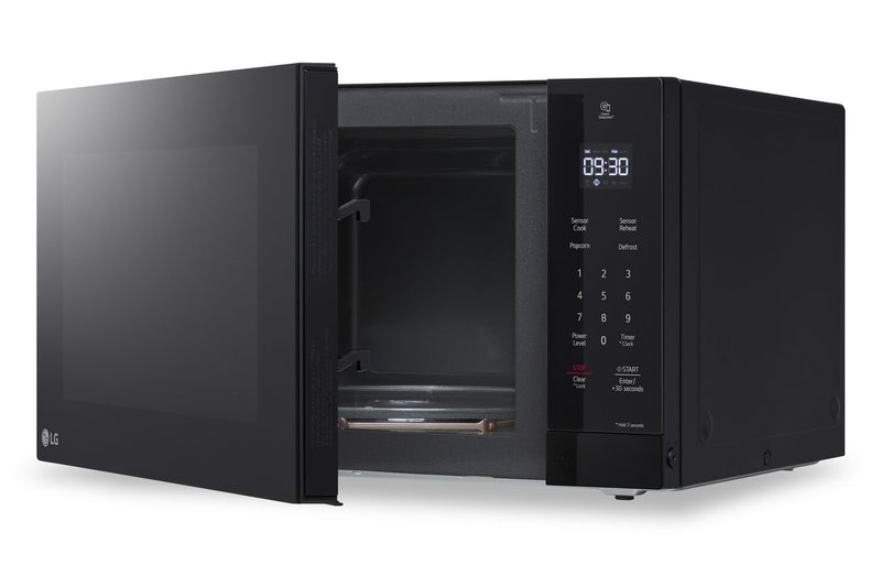 LG 1.5 Cu. Ft. NeoChef™ Countertop Microwave with Smart Inverter and Sensor Cooking - MSER1590B