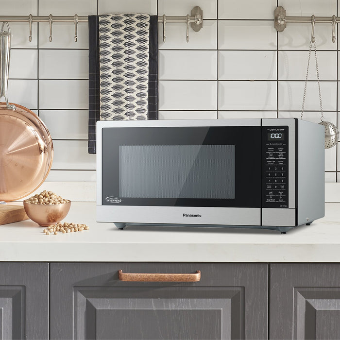 Panasonic 1.6 Cu. Ft. Cyclonic Inverter Countertop Microwave Oven - NNST74LSC