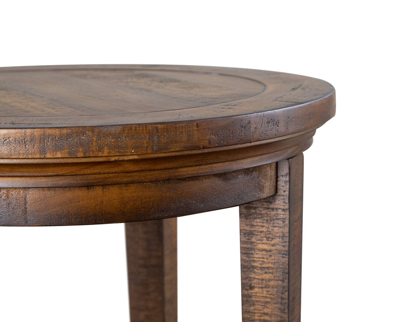 Hanson 18” Round Traditional Pine End Table - Toasted Nutmeg