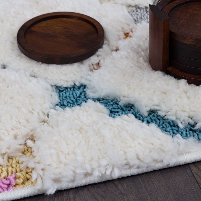 Robin Multi-Colour Moroccan Shag Area Rug - 6'7\" x 9'6\"