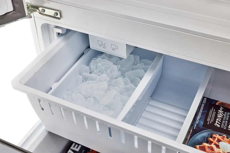 Classic Retro by Unique 36\" 21.4 Cu. Ft. Counter-Depth Refrigerator - Marshmallow White - UGP-595L W AC