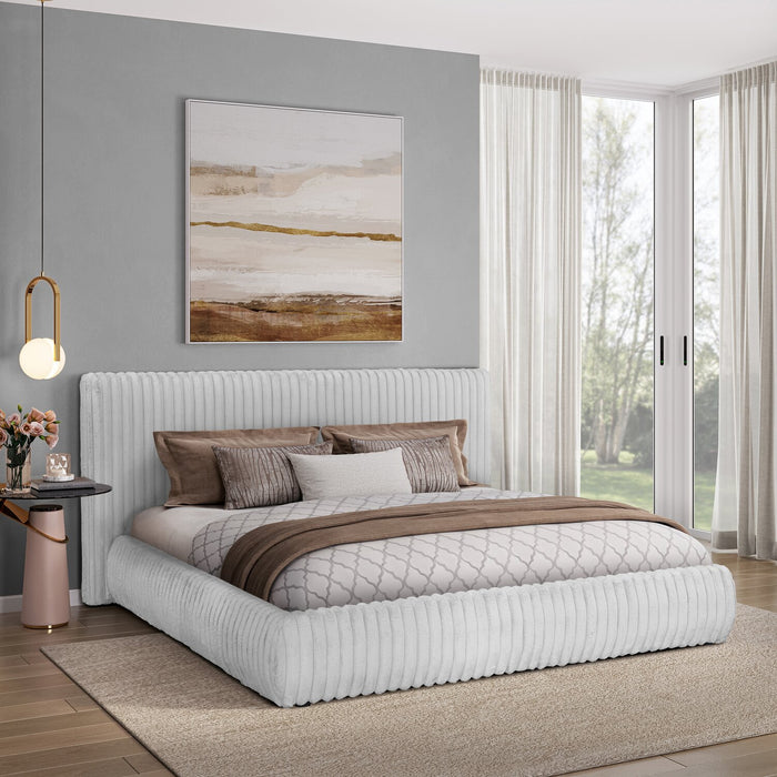 Aria Upholstered Platform Bed in Grey Fabric, Tufted - King Size