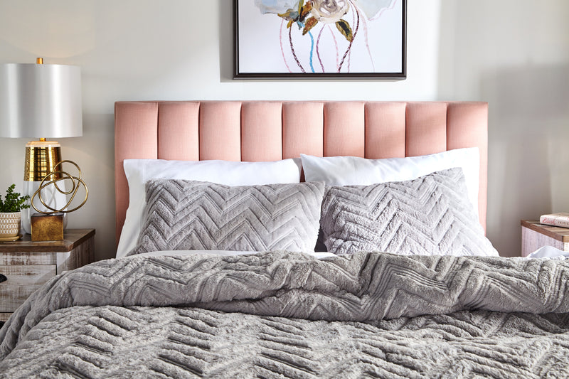 Kort & Co. Rain Upholstered Platform Bed in Pink Fabric, Tufted - Full Size