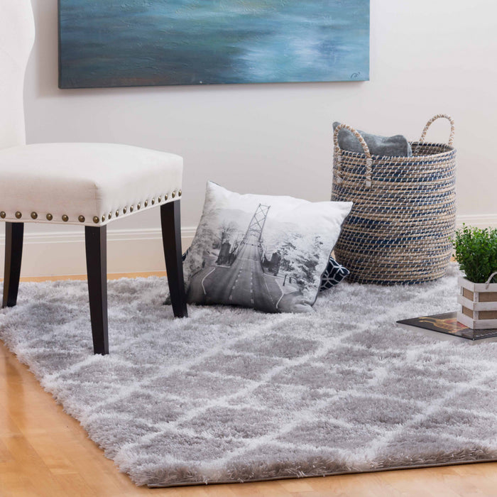 Ker Grey Lat 4x6 Area Rug