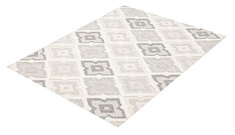 Alaqua Ivory Area Rug - 6'7\" x 9'6\"