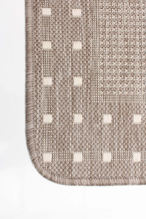 Clementine Tan Area Rug - 2'2\" X 6'7\"