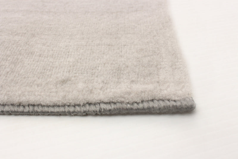 Ameeka Grey 5'3\" x 7'7\" Area Rug