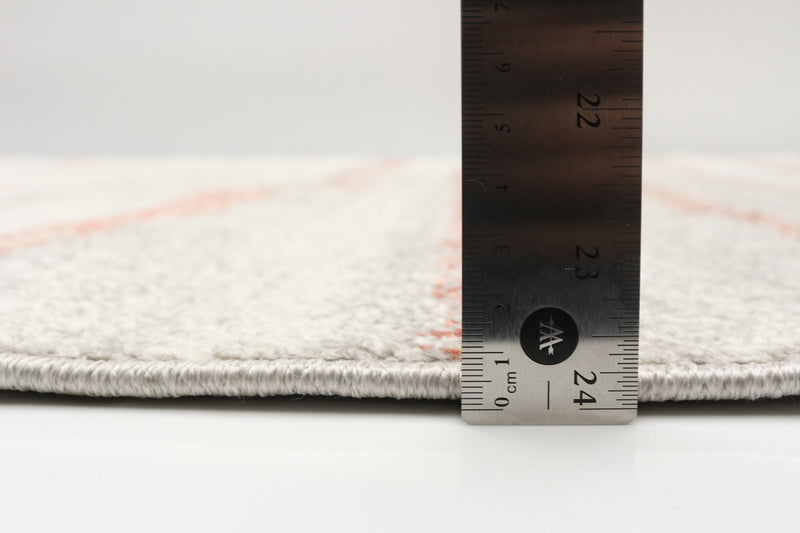 Vera Aztec Ivory/Copper Area Rug - 7'10\" x 10'5\"