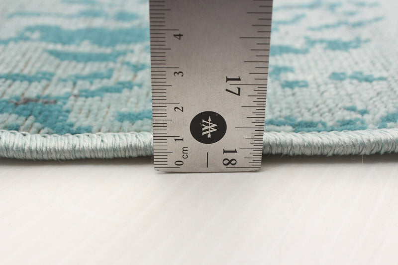 Mariam Aqua 4'7\" x 6'7\" Area Rug