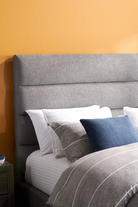 Naya Upholstered Bed in Grey Fabric, Tufted - King Size