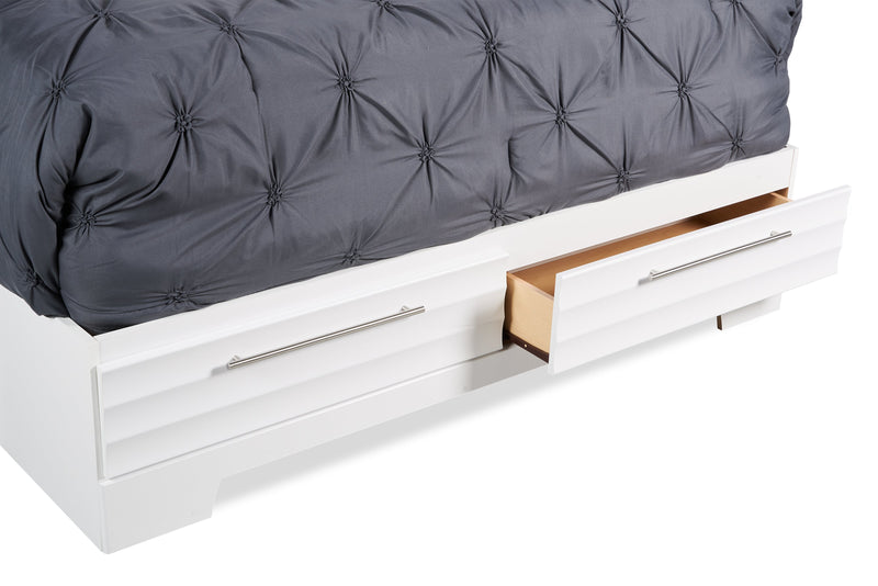 Olivia 6pc Bedroom Set with Storage Bed, Dresser, Mirror & Nightstand, Made in Canada, White - Queen Size