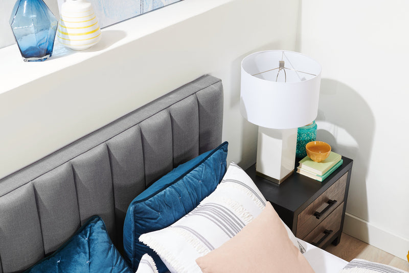 Kort & Co. Rain Upholstered Platform Bed in Grey Fabric, Tufted - Full Size