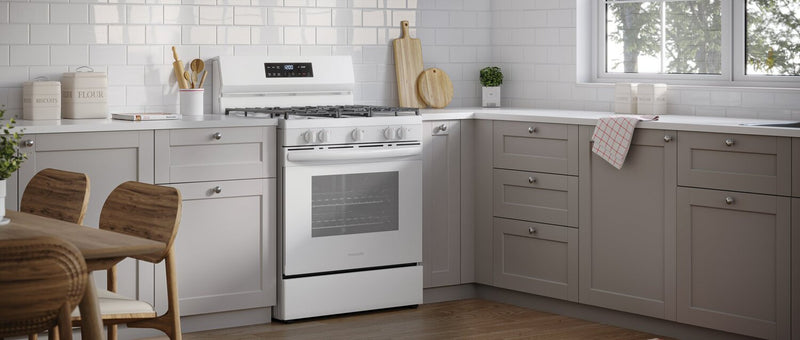 Frigidaire 5.1 Cu. Ft. Gas Range With Quick Preheat and Five Burner Cooktop - White - FCRG3062AW
