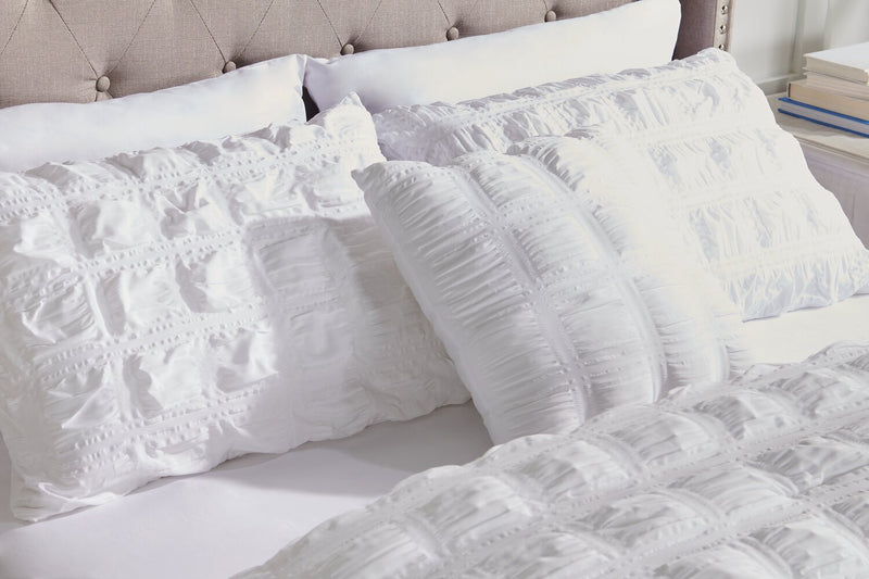 Elanna 4-Piece Full/Queen Comforter Set - White