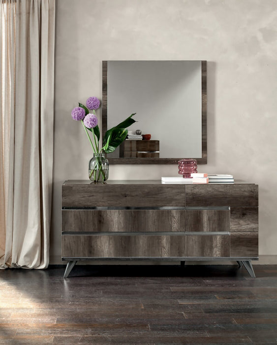 Gino 6pc Bedroom Set with Panel Bed, Dresser, Mirror & Nightstand - Made in Italy, Modern, Brown - Queen Size