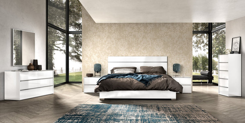 Raia Bedroom 6-Drawer Dresser - Made in Italy, 59\"W x 33\"H, Modern - White