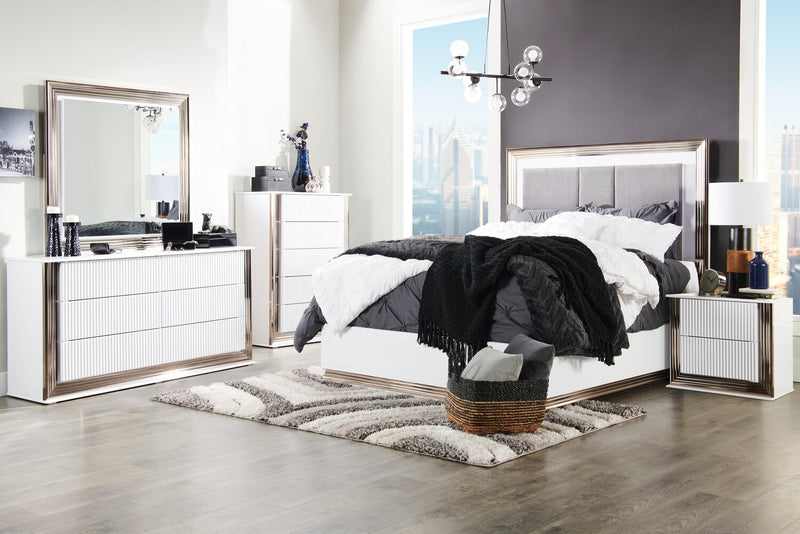 Elanna 4-Piece King Comforter Set - White