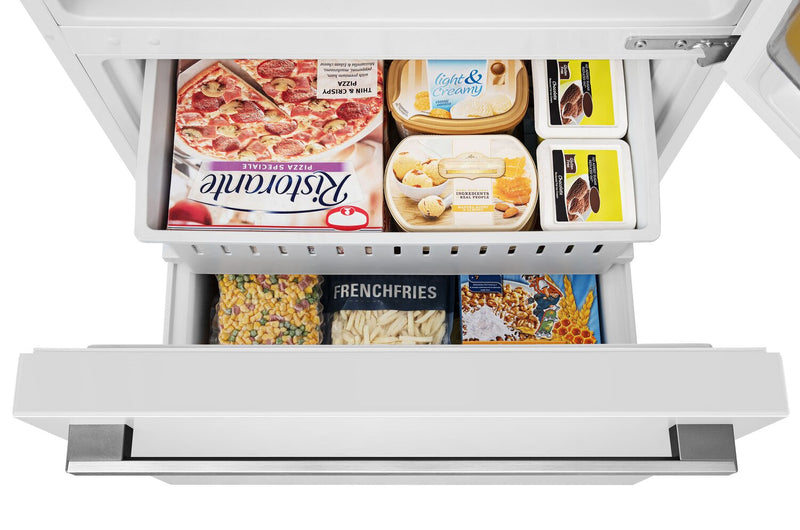 Hisense 31.1\" 17 Cu. Ft. Bottom-Mount Refrigerator - White - RB17A2CWE