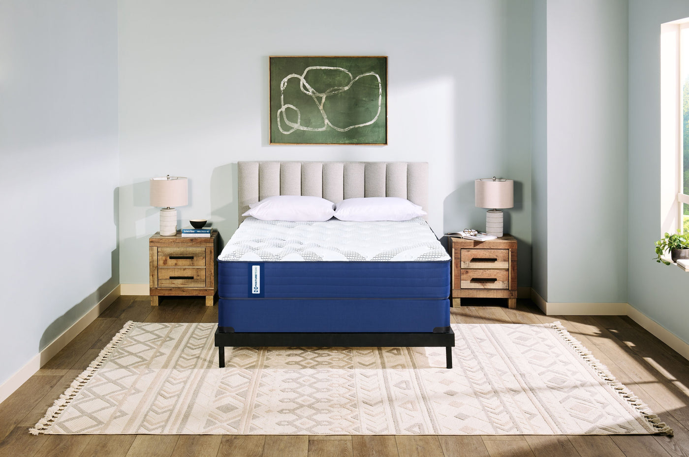 Mattress Tips for Hot Sleepers: How to Stay Cool at Night | Conseils pour choisir un matelas pour les dormeurs qui ont chaud pendant la nuit : Comment rester au frais la nuit