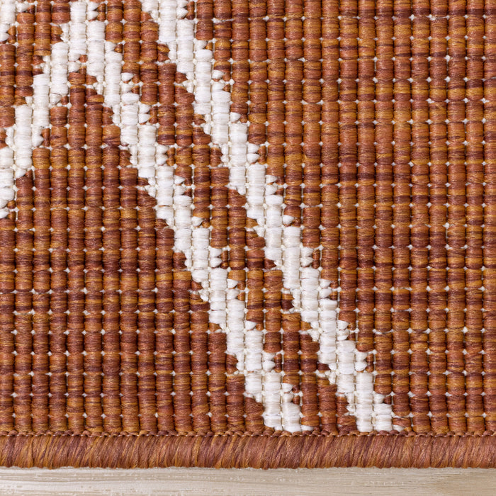 Brooke Geometric Diamond Pattern Outdoor Area Rug - 5'3\" x 7'7\"