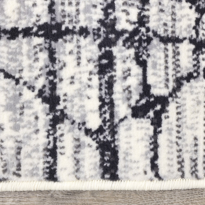 Florence Distressed Geometric Area Rug - 4'7\" x 6'7\"