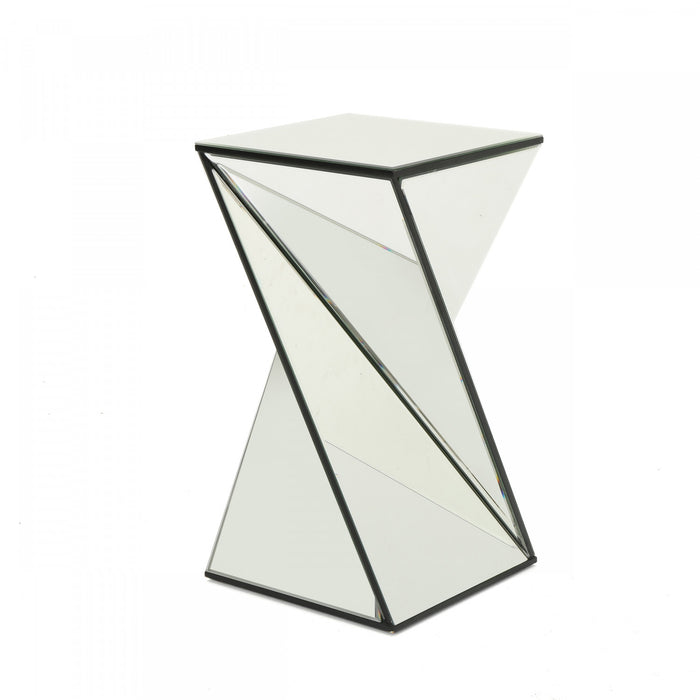 Molly Light-reflecting Design Geometric Mirrored Accent Side Table With Glass And Engineered Wood, Silver