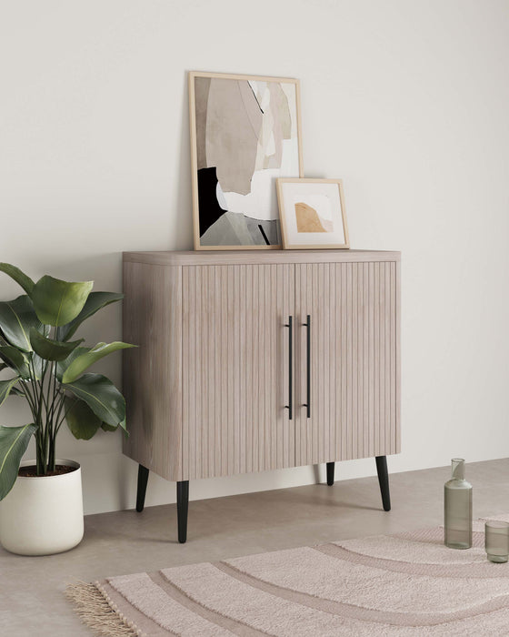 Jodie Mid-Century Modern 31\" Fluted Accent Cabinet in Whitewashed Oak