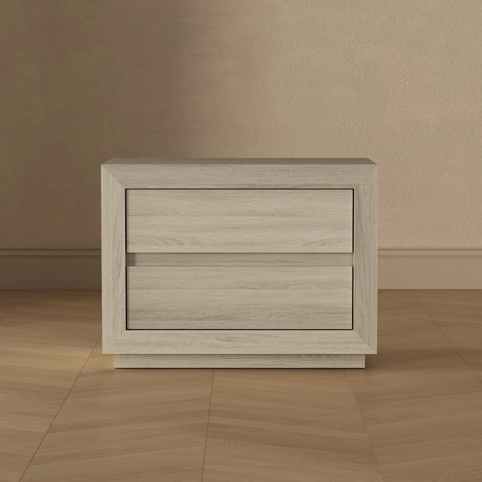 Soren Contemporary 32\" Nightstand in Whitewashed Oak (2-Drawer)
