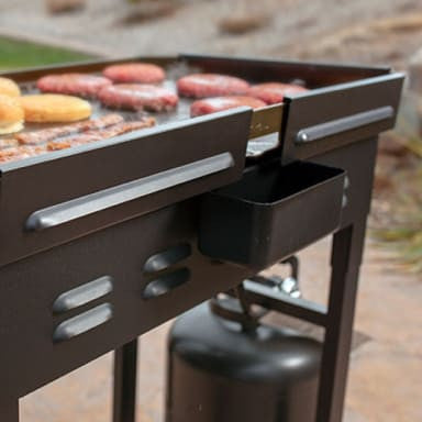 Blackstone 28\" Wind Guards - 5016 Griddle