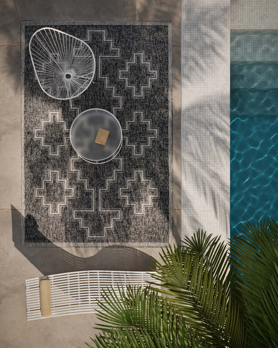 Esina Transitional 6'6\" x 9'0\" Area Rug in Black Indoor Area Rug