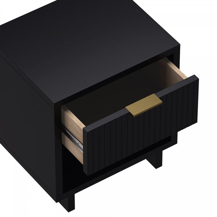 Elara Contemporary 18\" Solid Wood Nightstand in Black (1-Drawer)