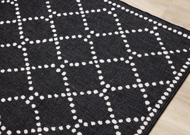 Brooke Reversible Diamonds Indoor/Outdoor Area Rug - 7'10\" x 11'2\"