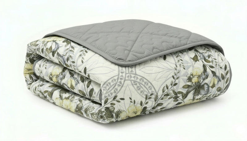 Forever Yellow 3-Piece Reversible Floral Quilt Set King Size
