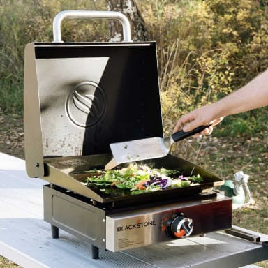 Blackstone 17\" Tabletop Griddle With Hood - 2143CA