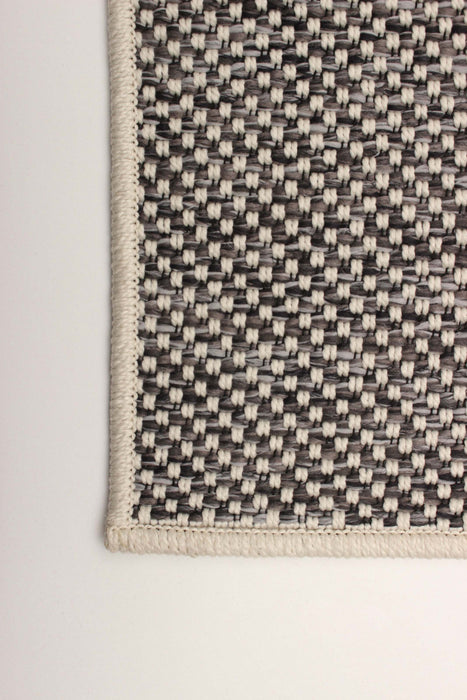 Atlas Ivory Area Rug - 5'0\" x 8'0\"